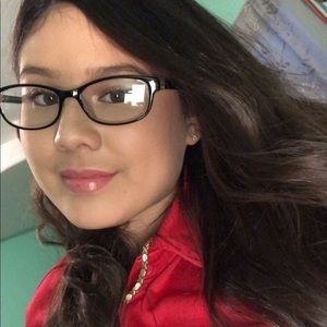 Meet your Posher, Ximena